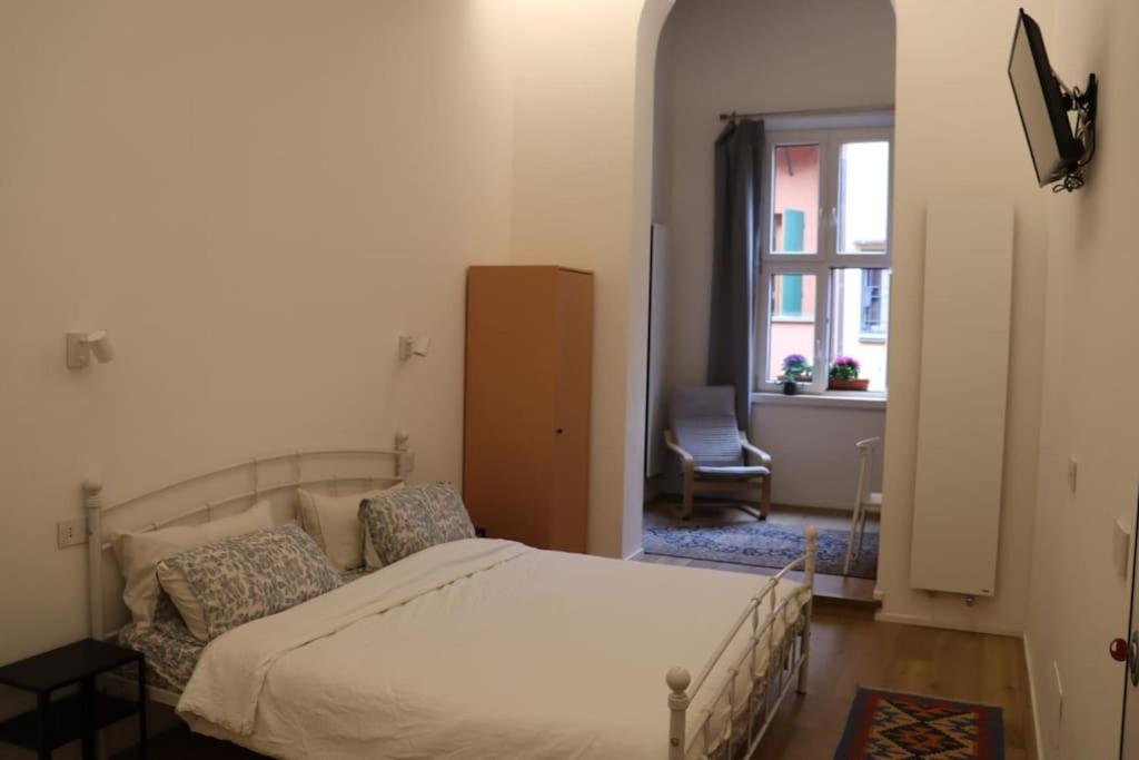 Little Apartment Over The Canal Bologna Ngoại thất bức ảnh